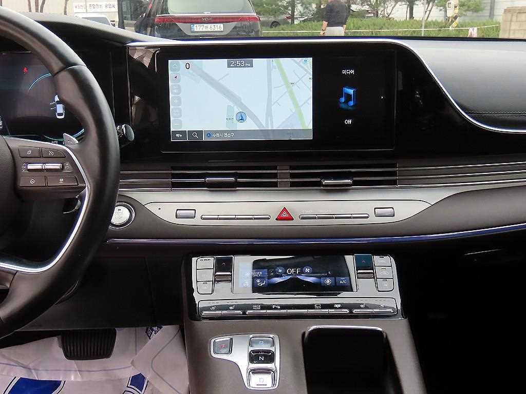 HYUNDAI Grandeur - Vista 10