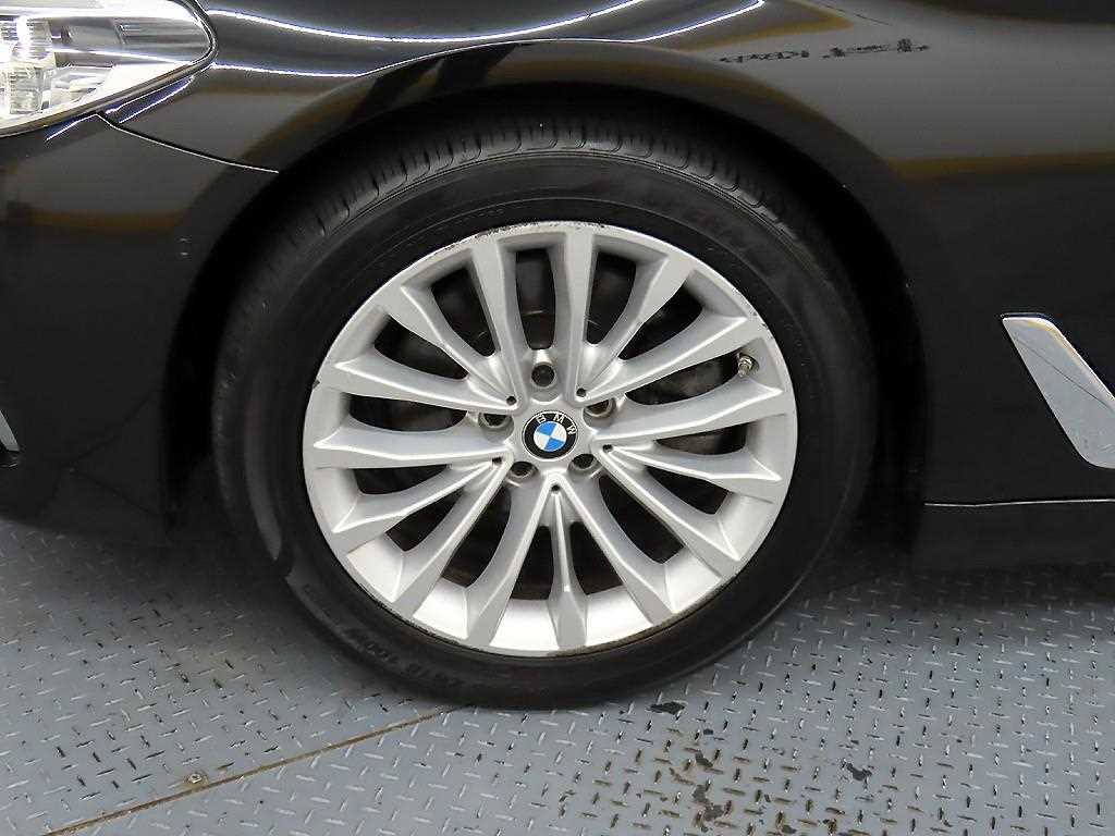 BMW 5 Series 2019 Negro - Importación desde Corea - HF Imports Iquique - Foto 20