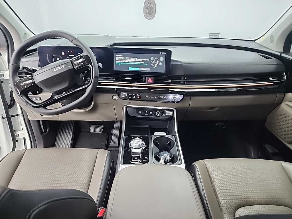 KIA Carnival - Vista 7