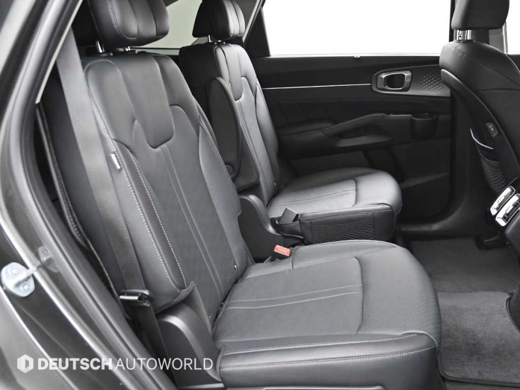 KIA Sorento - Vista 12