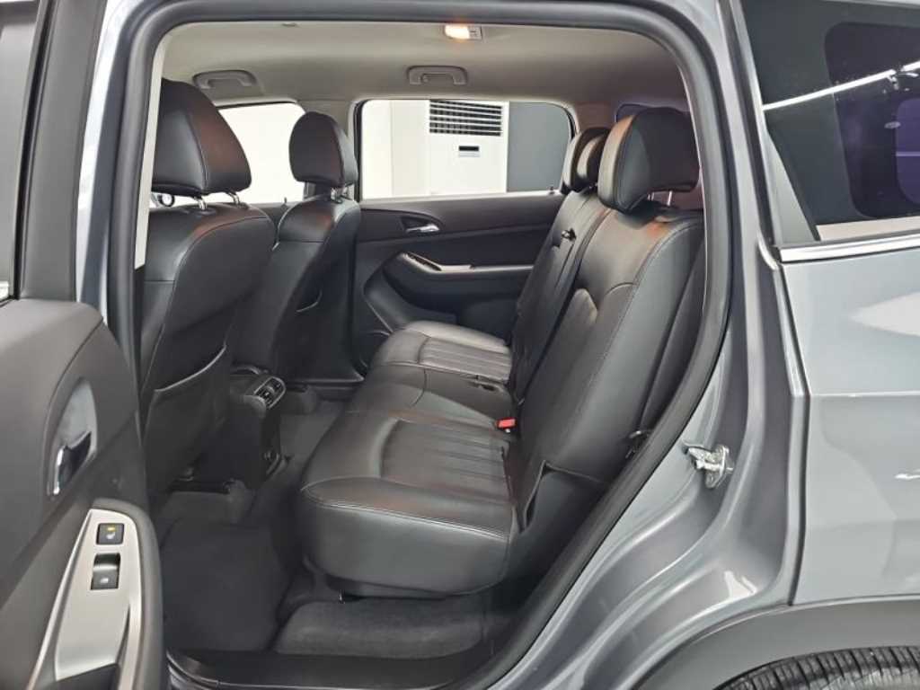 Chevrolet Orlando 2018 Gris - Importación desde Corea - HF Imports Iquique - Foto 17