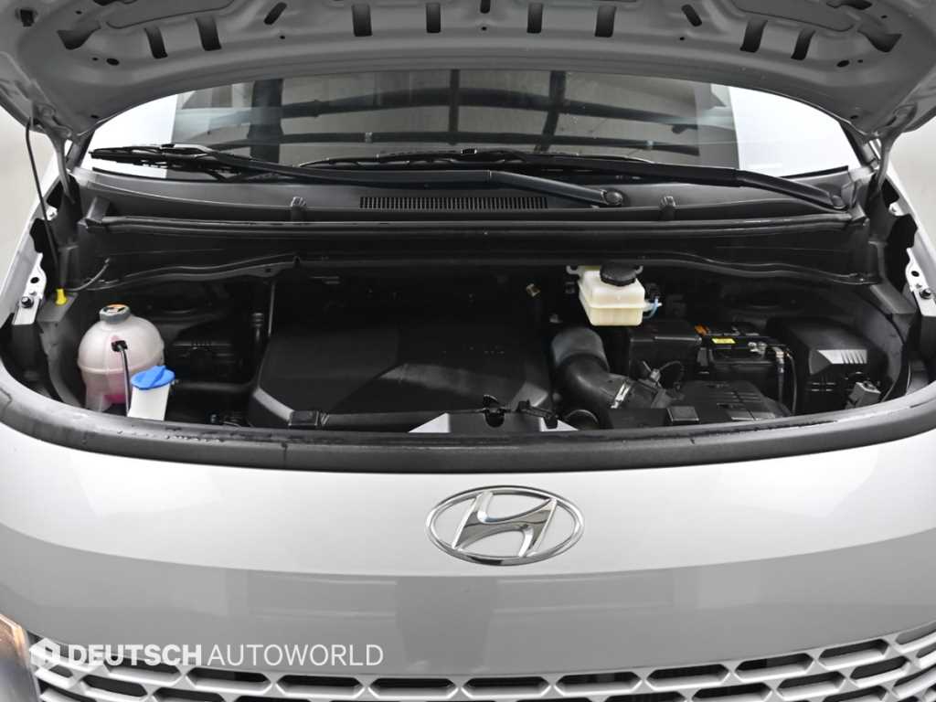 HYUNDAI Staria - Vista 6