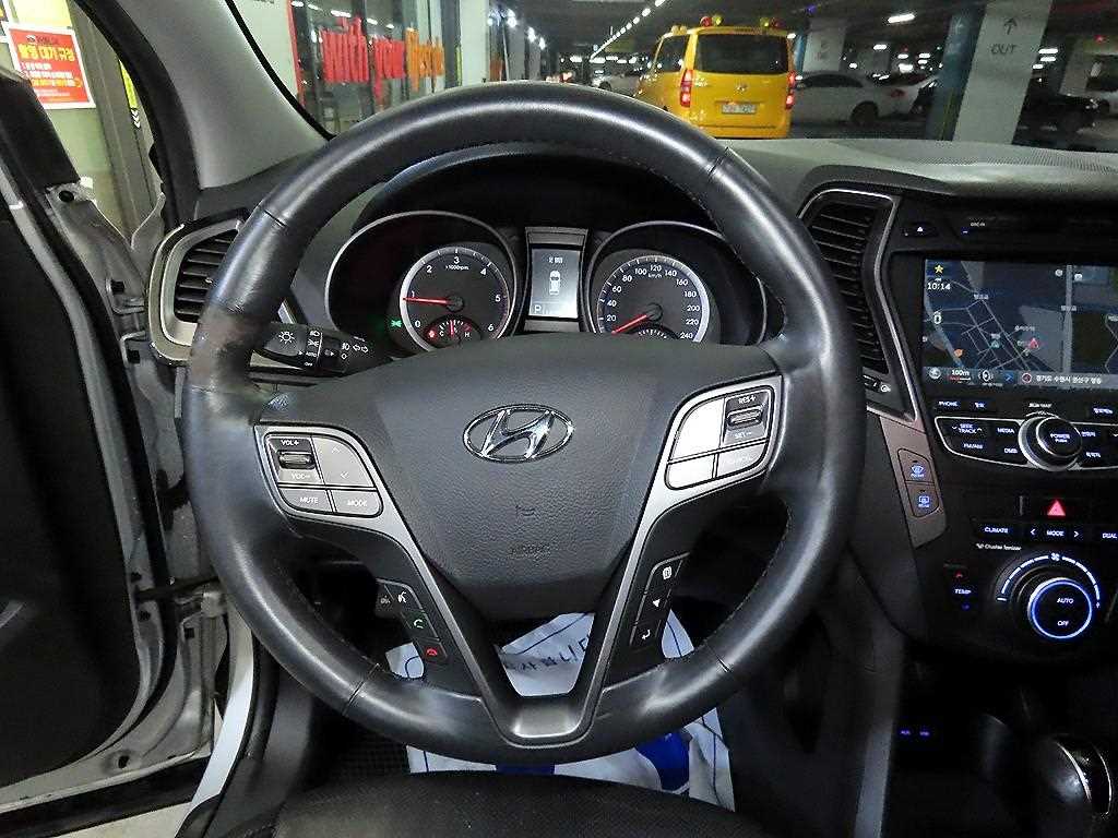 HYUNDAI Santa Fe - Vista 8