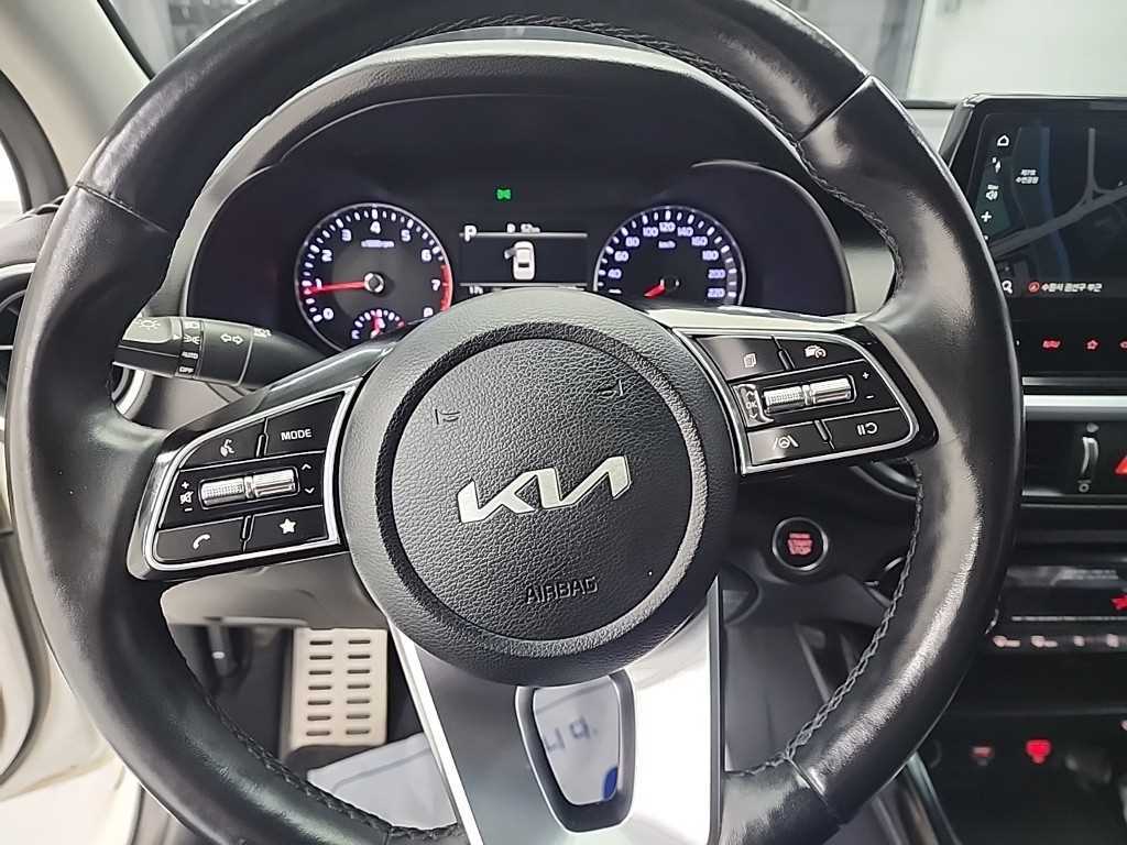 KIA K3 - Vista 9
