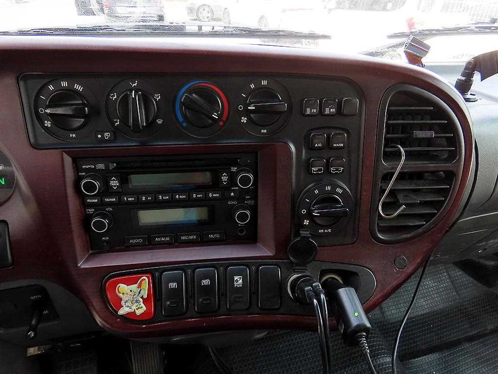 medium and large bus Hyundai bus 2013 Amarillo - Importación desde Corea - HF Imports Iquique - Foto 15