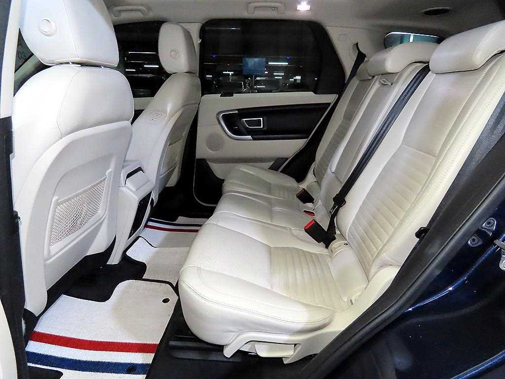 Land Rover Discovery Sports - Vista 7