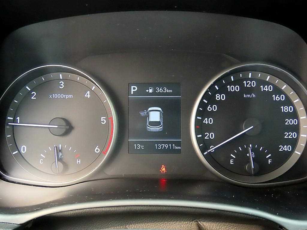 HYUNDAI i30 - Vista 9