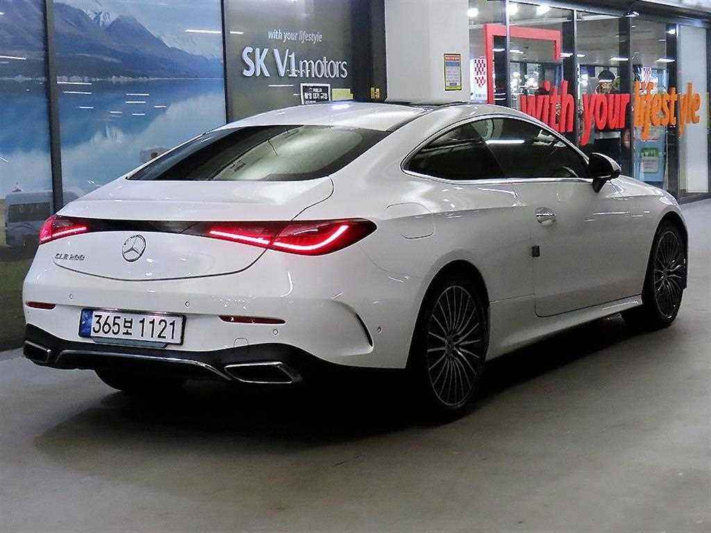Mercedes Benz CLE Class - Vista 4