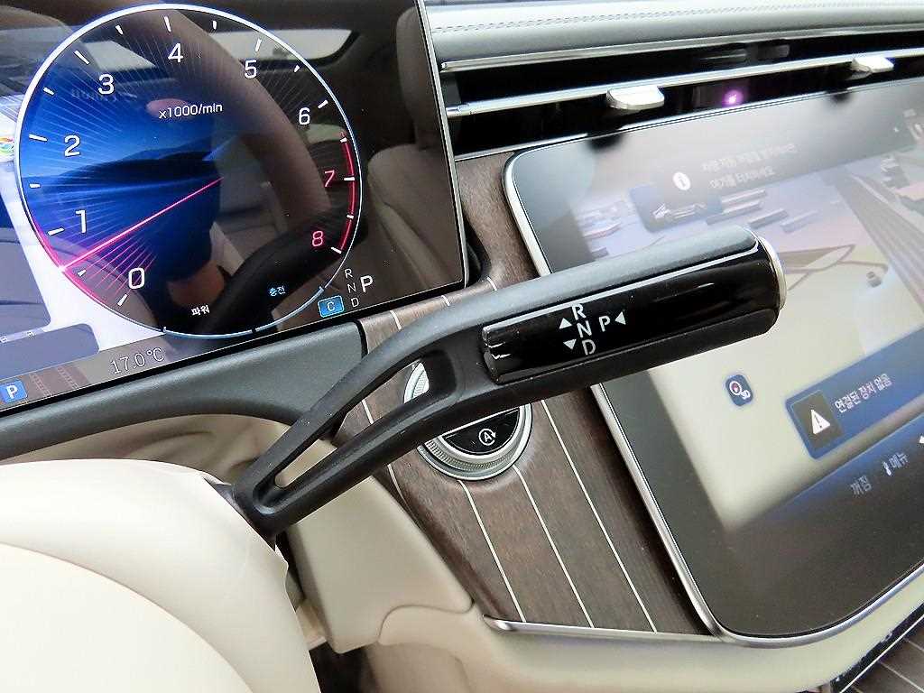 Mercedes Benz E class - Vista 11