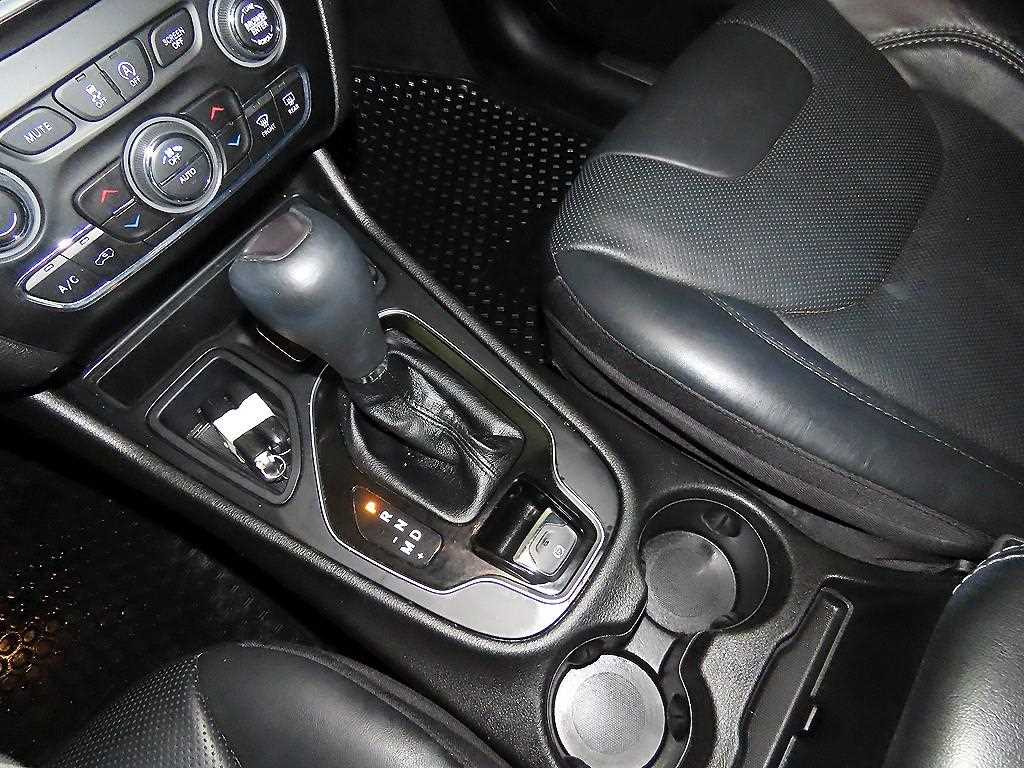 Jeep Cherokee - Vista 12