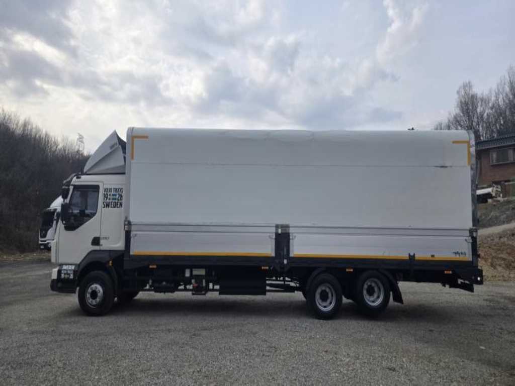 medium and large cargo truck - Vista 5