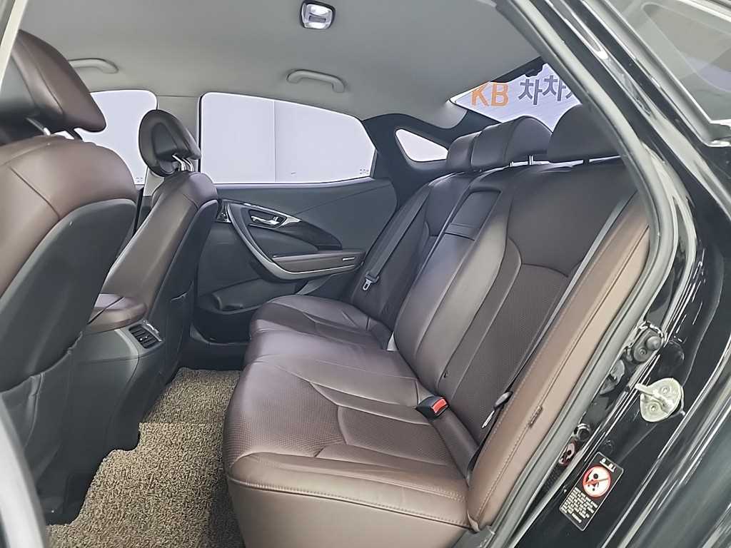 HYUNDAI Grandeur - Vista 12