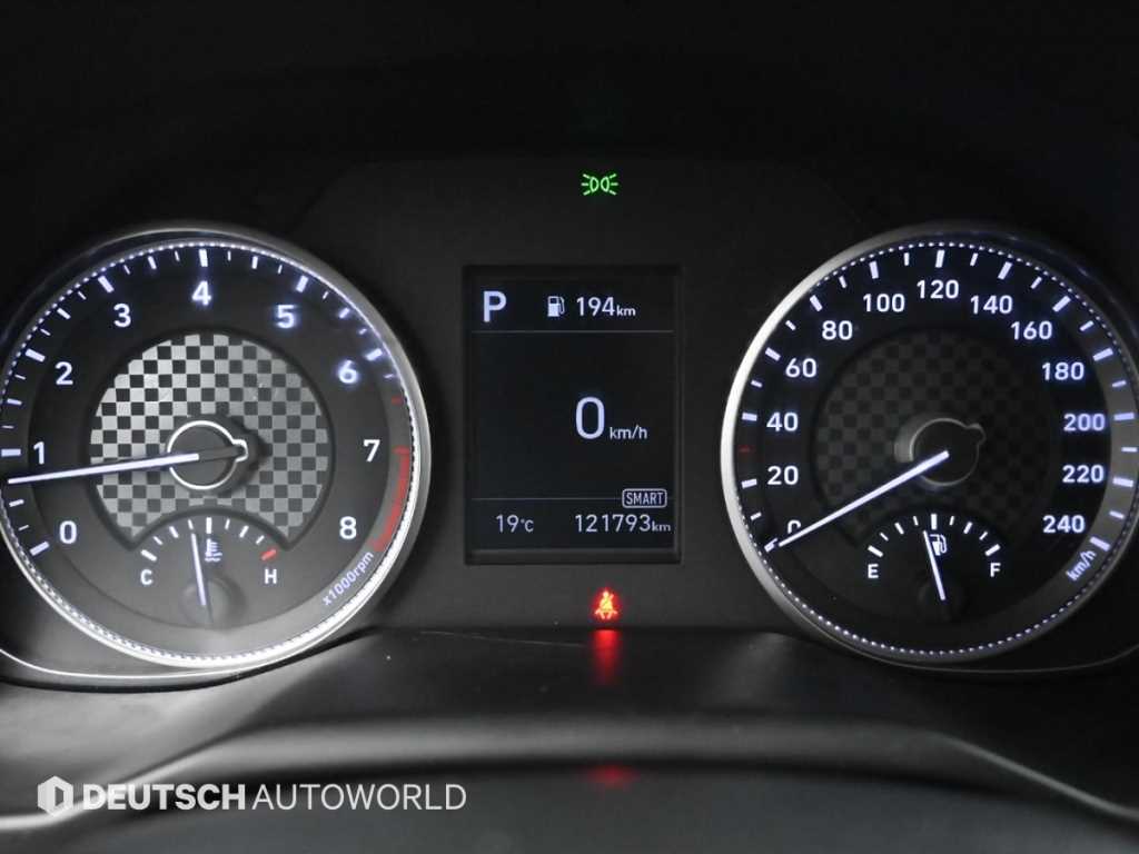 HYUNDAI Avante - Vista 8