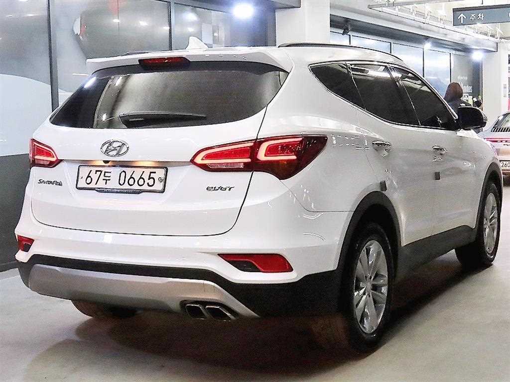 HYUNDAI Santa Fe - Vista 4