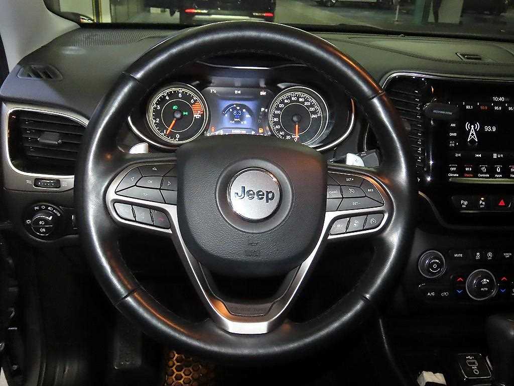 Jeep Cherokee - Vista 8