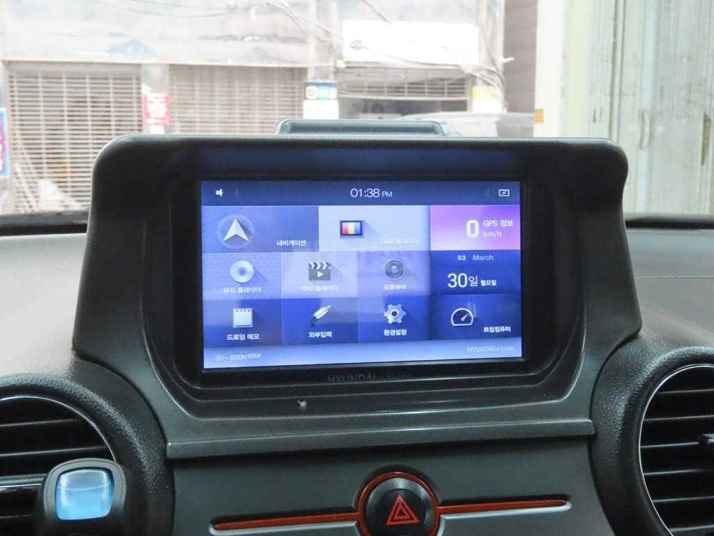 KIA Carens 2011 Plateado - Importación desde Corea - HF Imports Iquique - Foto 15