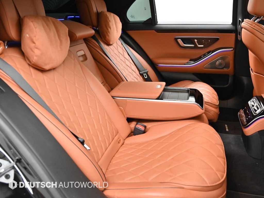 Mercedes Benz S Class - Vista 12