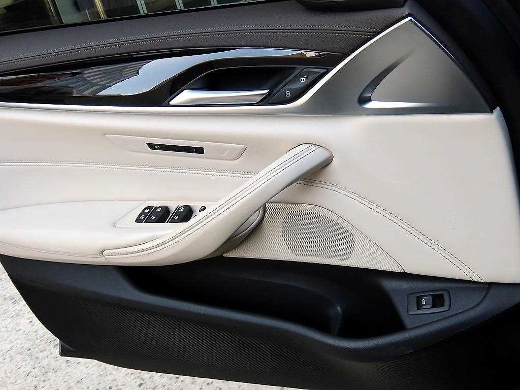 BMW 5 Series - Vista 12