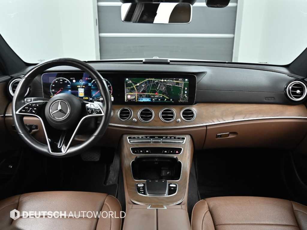 Mercedes Benz E class - Vista 7