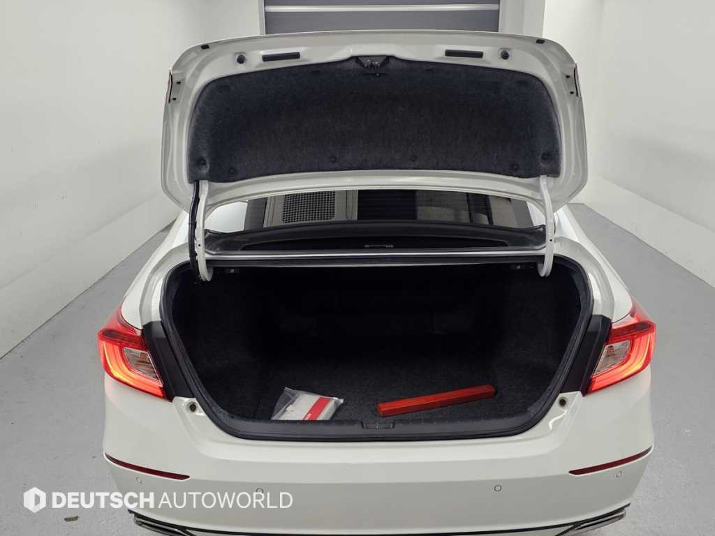 Honda Accord 2018 Blanco - Importación desde Corea - HF Imports Iquique - Foto 19