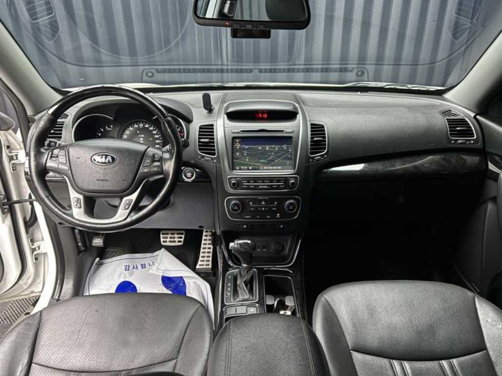 KIA Sorento - Vista 10