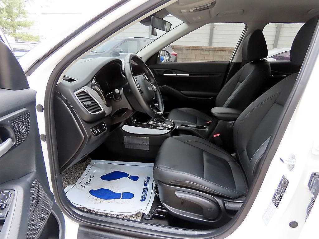 KIA Seltos - Vista 5