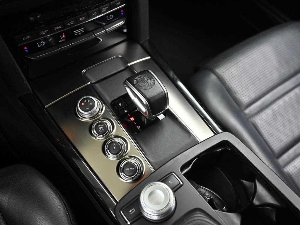 Mercedes Benz E class - Vista 9