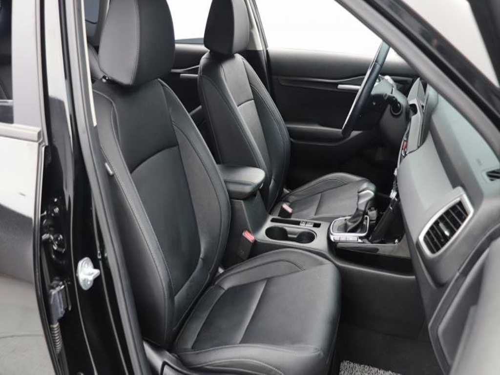 KIA Seltos - Vista 10