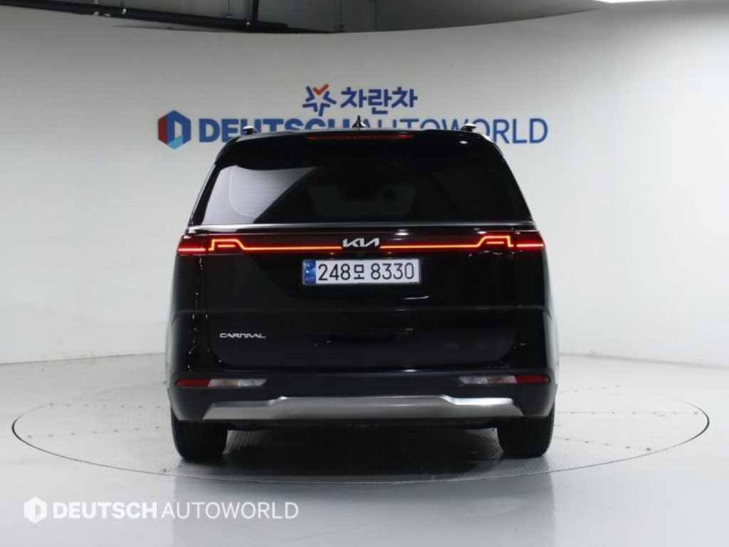 KIA Carnival - Vista 4