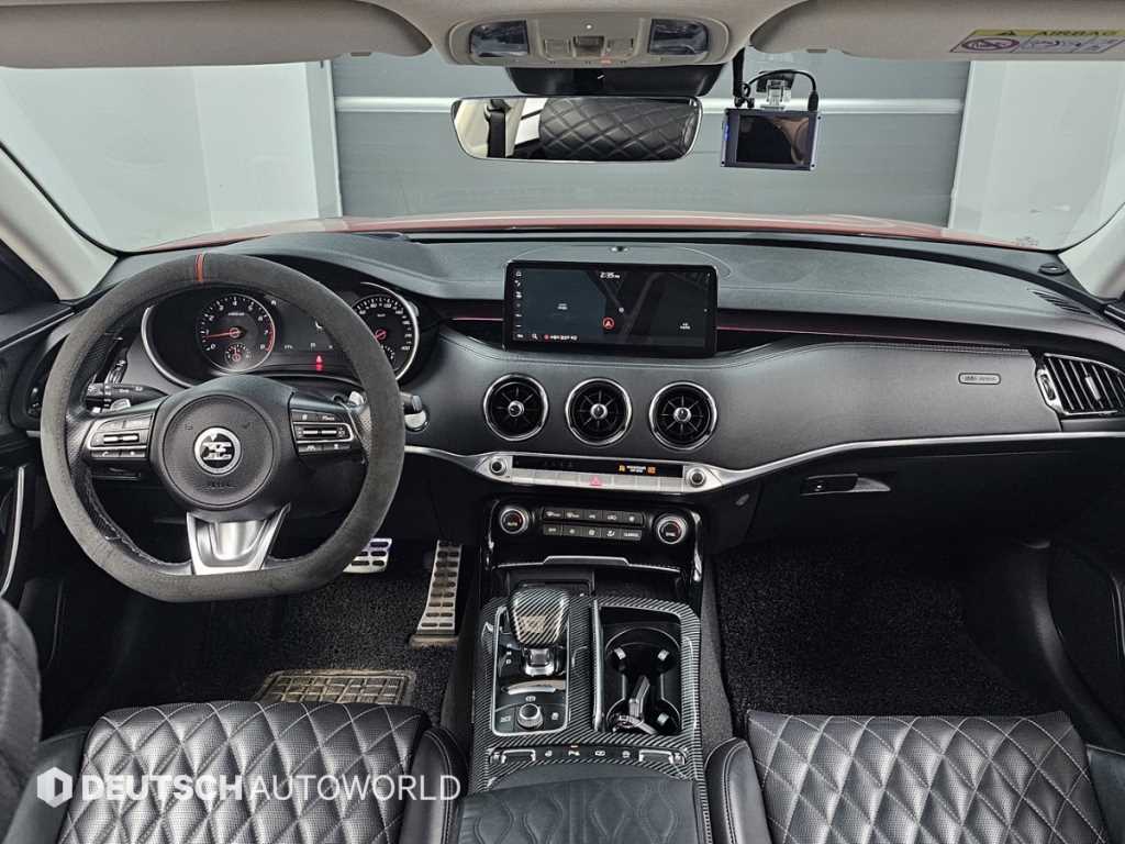 KIA Stinger - Vista 7