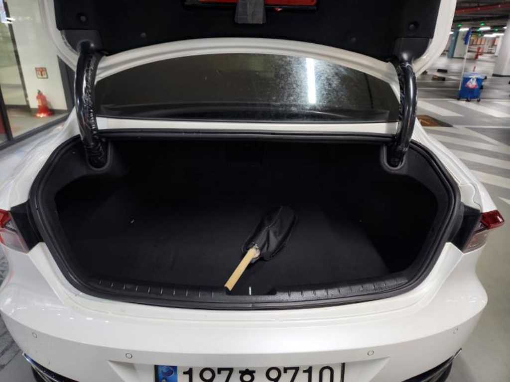 HYUNDAI Grandeur 2022 Blanco - Importación desde Corea - HF Imports Iquique - Foto 18