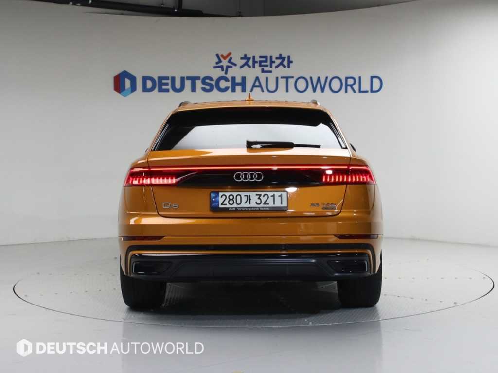 Audi Q8 - Vista 4