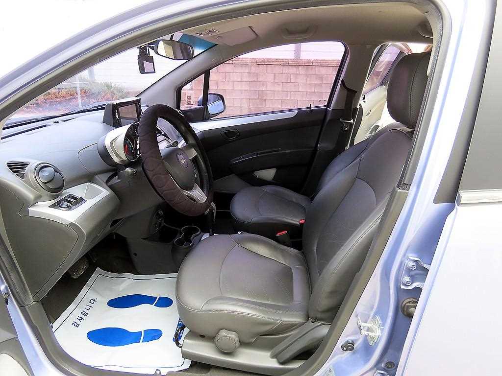 Chevrolet Spark - Vista 5