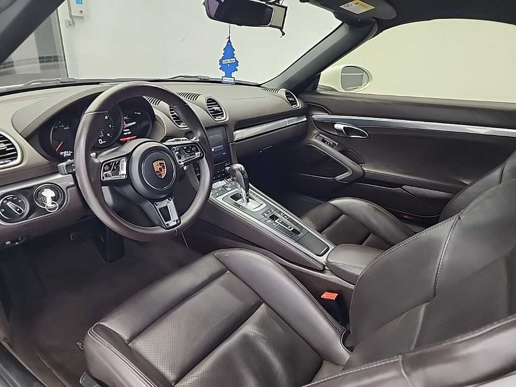 Porsche 718 - Vista 7