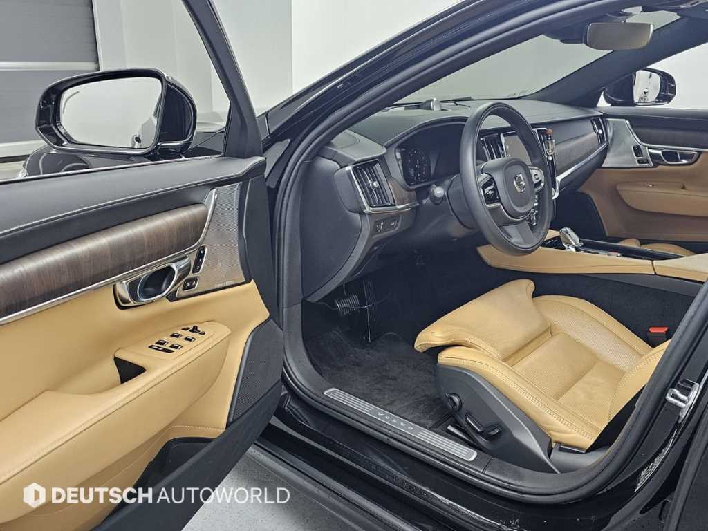 Volvo S90 - Vista 11