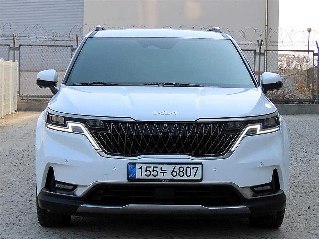 KIA Carnival 2023 Blanco - Importación desde Corea - HF Imports Iquique - Foto 1