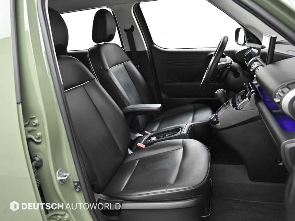 HYUNDAI Casper - Vista 10