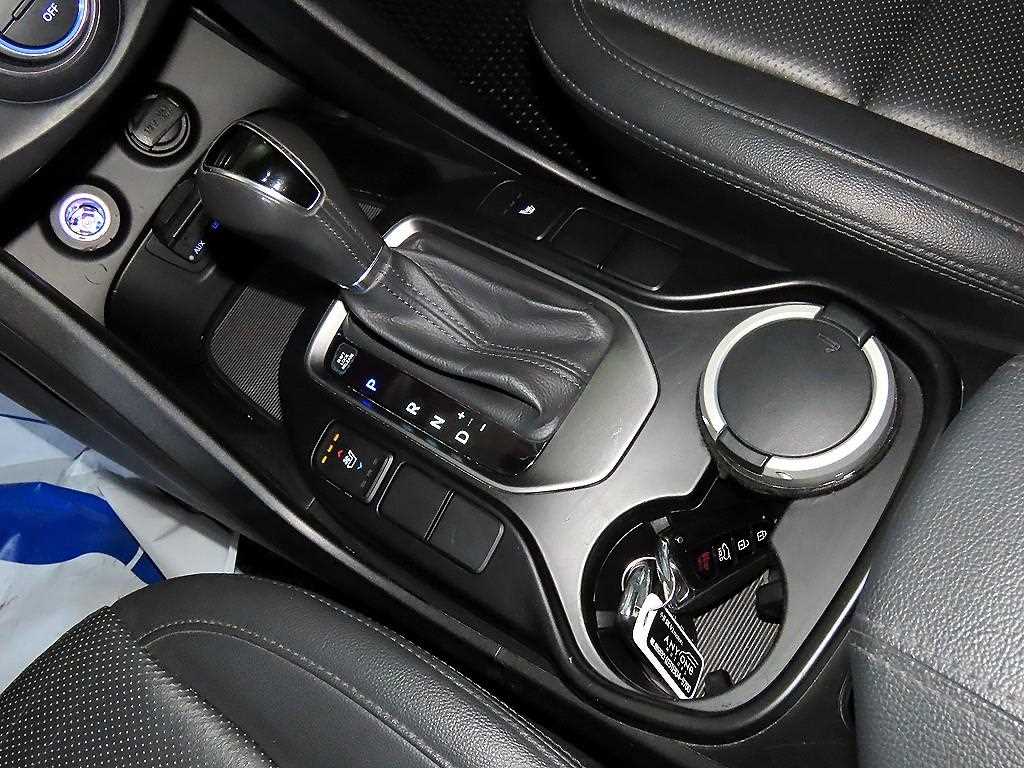 HYUNDAI Santa Fe - Vista 12