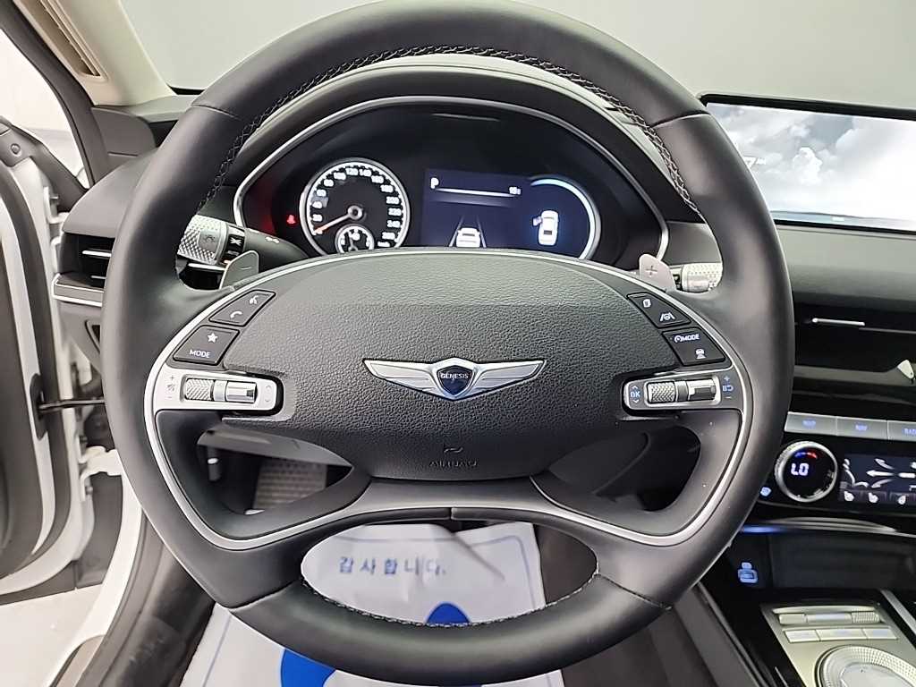 Genesis G80 - Vista 9