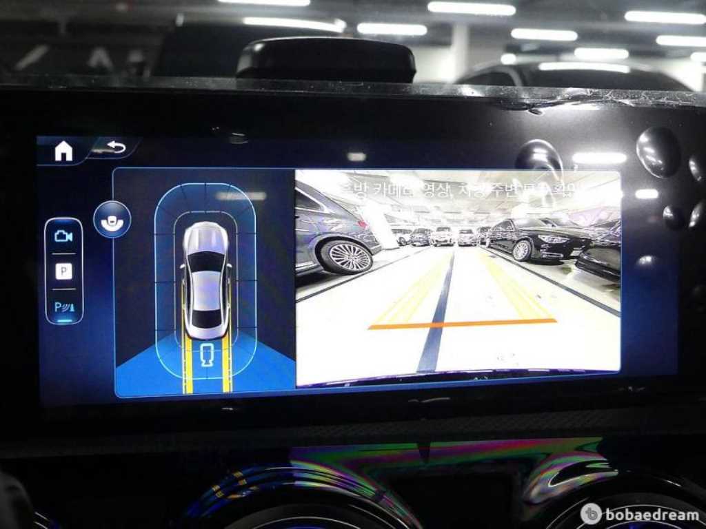 Mercedes Benz GLA Class - Vista 11