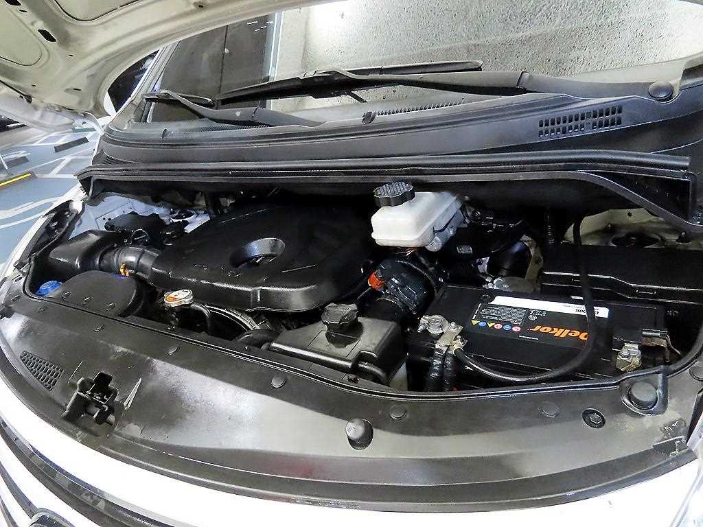 HYUNDAI Starex 2018 Blanco - Importación desde Corea - HF Imports Iquique - Foto 16