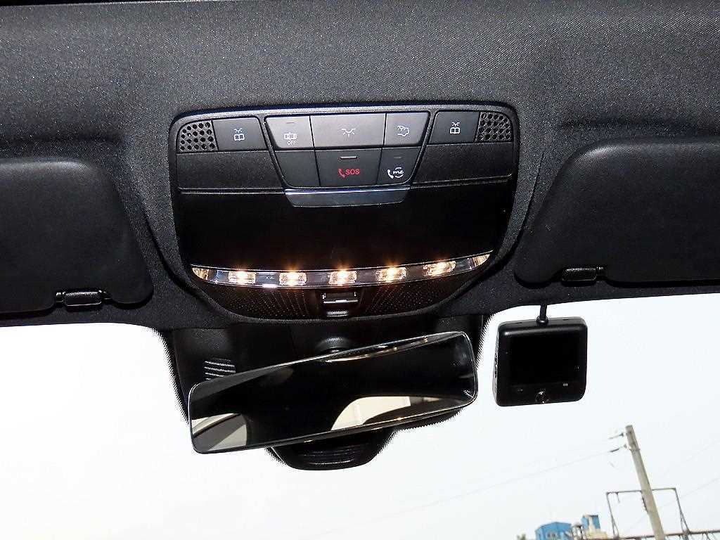 Mercedes Benz E class 2023 Negro - Importación desde Corea - HF Imports Iquique - Foto 13