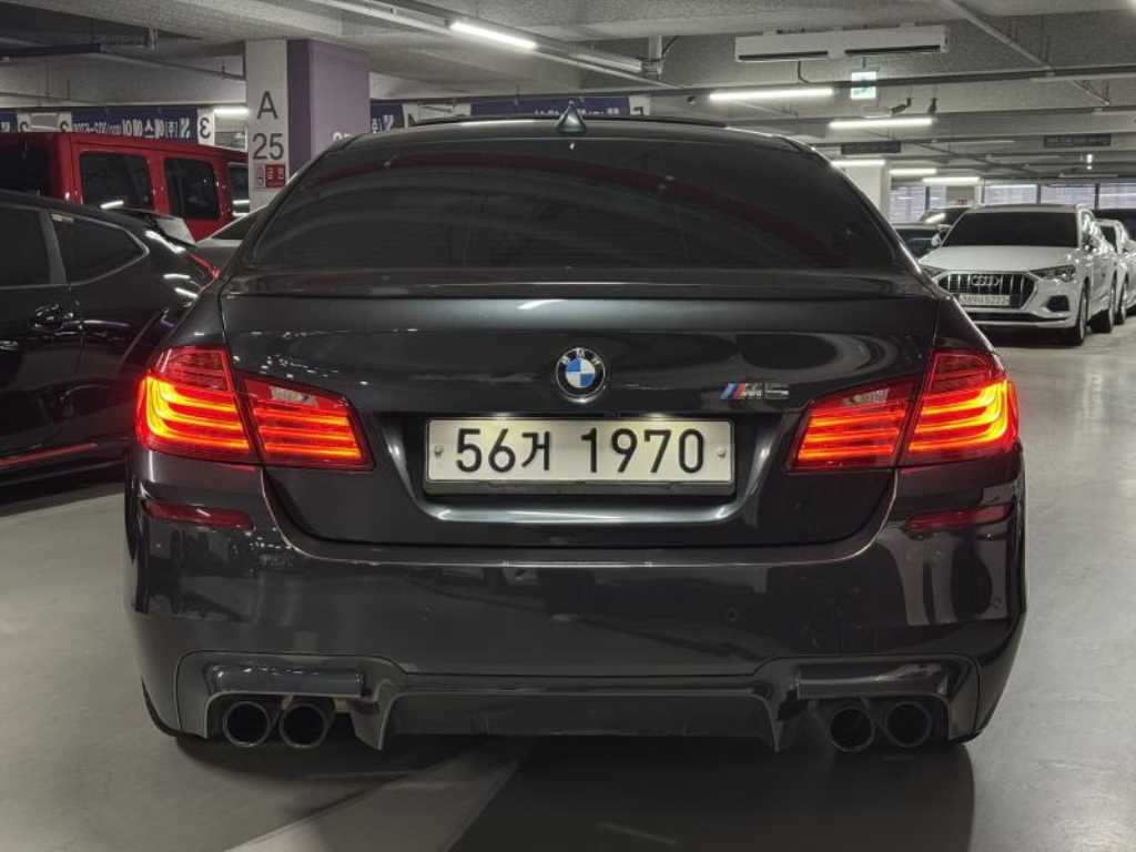 BMW 5 Series - Vista 4