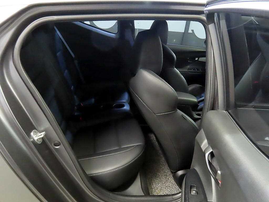 HYUNDAI Veloster - Vista 7