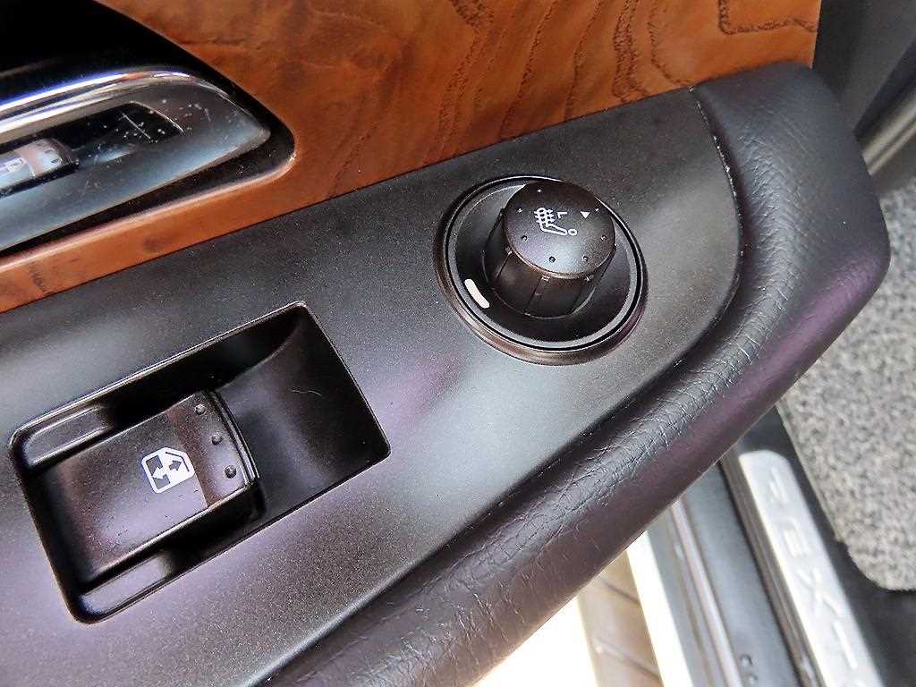 Ssangyong Rexton 2016 Café - Importación desde Corea - HF Imports Iquique - Foto 15