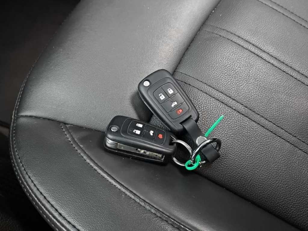 Chevrolet Orlando 2018 Gris - Importación desde Corea - HF Imports Iquique - Foto 15