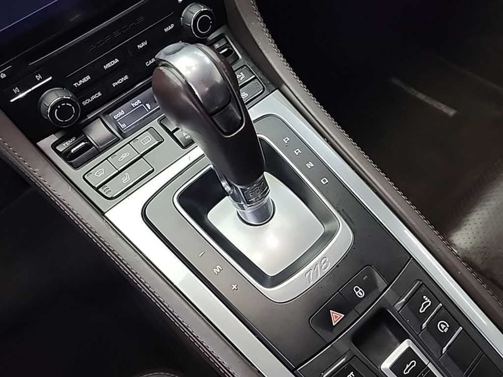 Porsche 718 - Vista 8