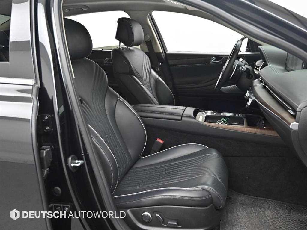 Genesis G80 - Vista 10