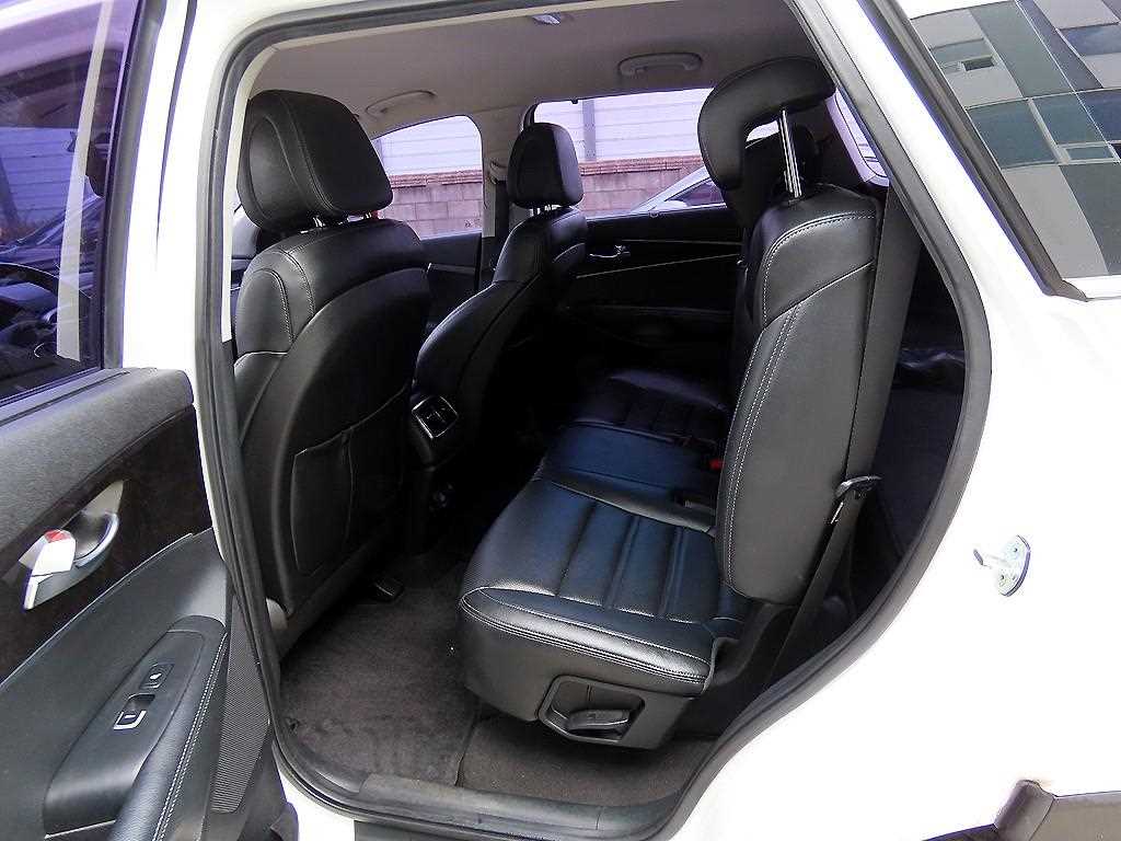 KIA Sorento - Vista 6