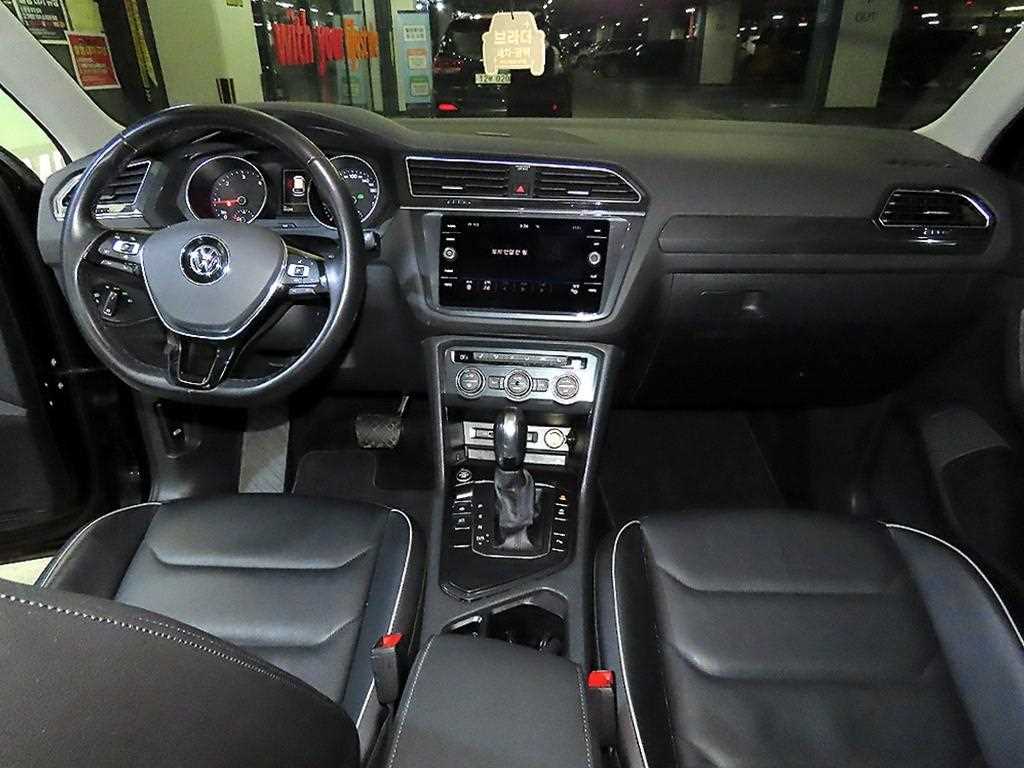 Volkswagen Tiguan - Vista 10